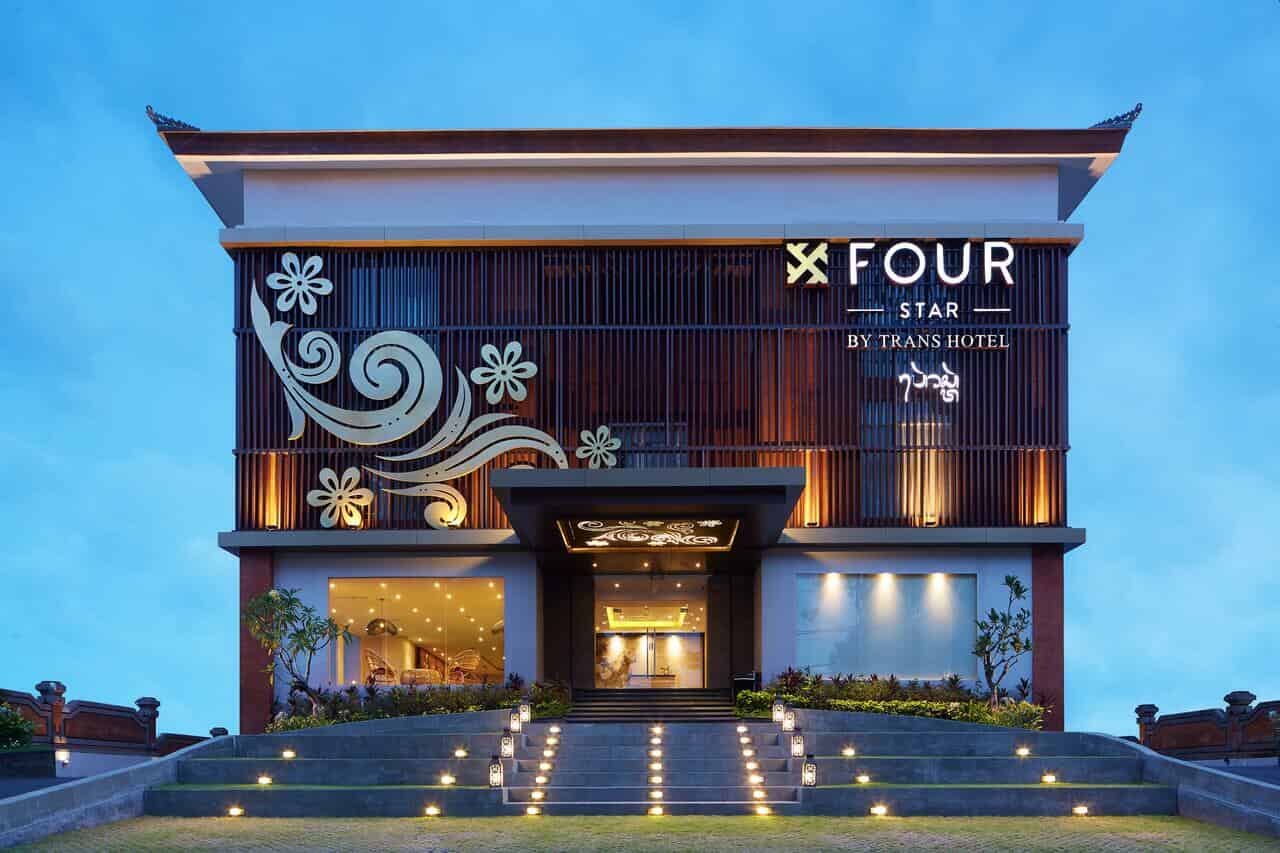 Four Star by Trans Hotel facade